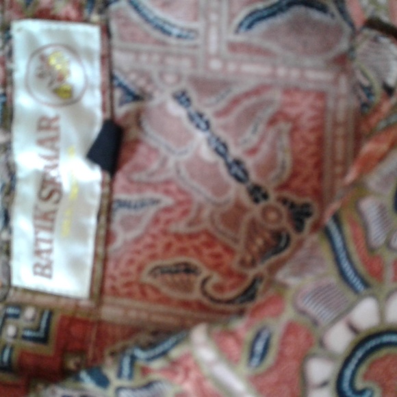 Batik Semar Mens Short Sleeve Button Down Shirt - Picture 4 of 4